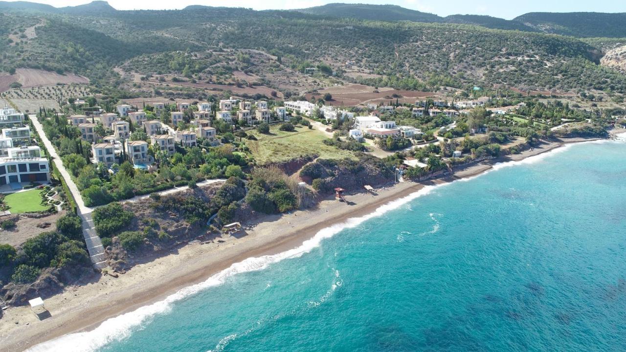 Beach Villa Olivia Neo Chorio Exterior photo
